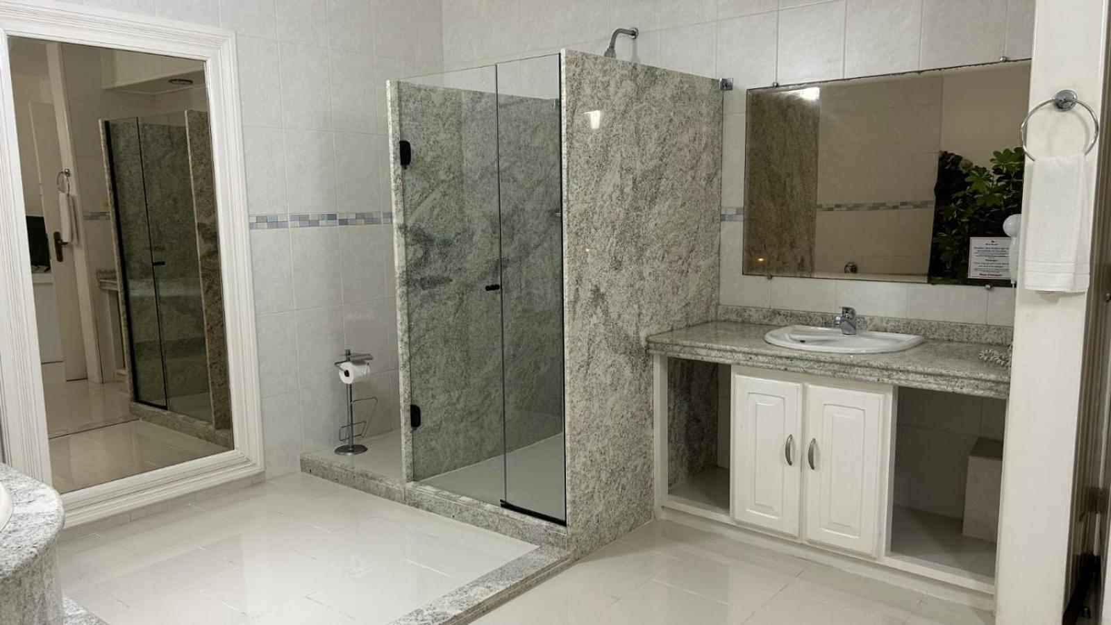 Hotel Du Lac Macae Ngoại thất bức ảnh