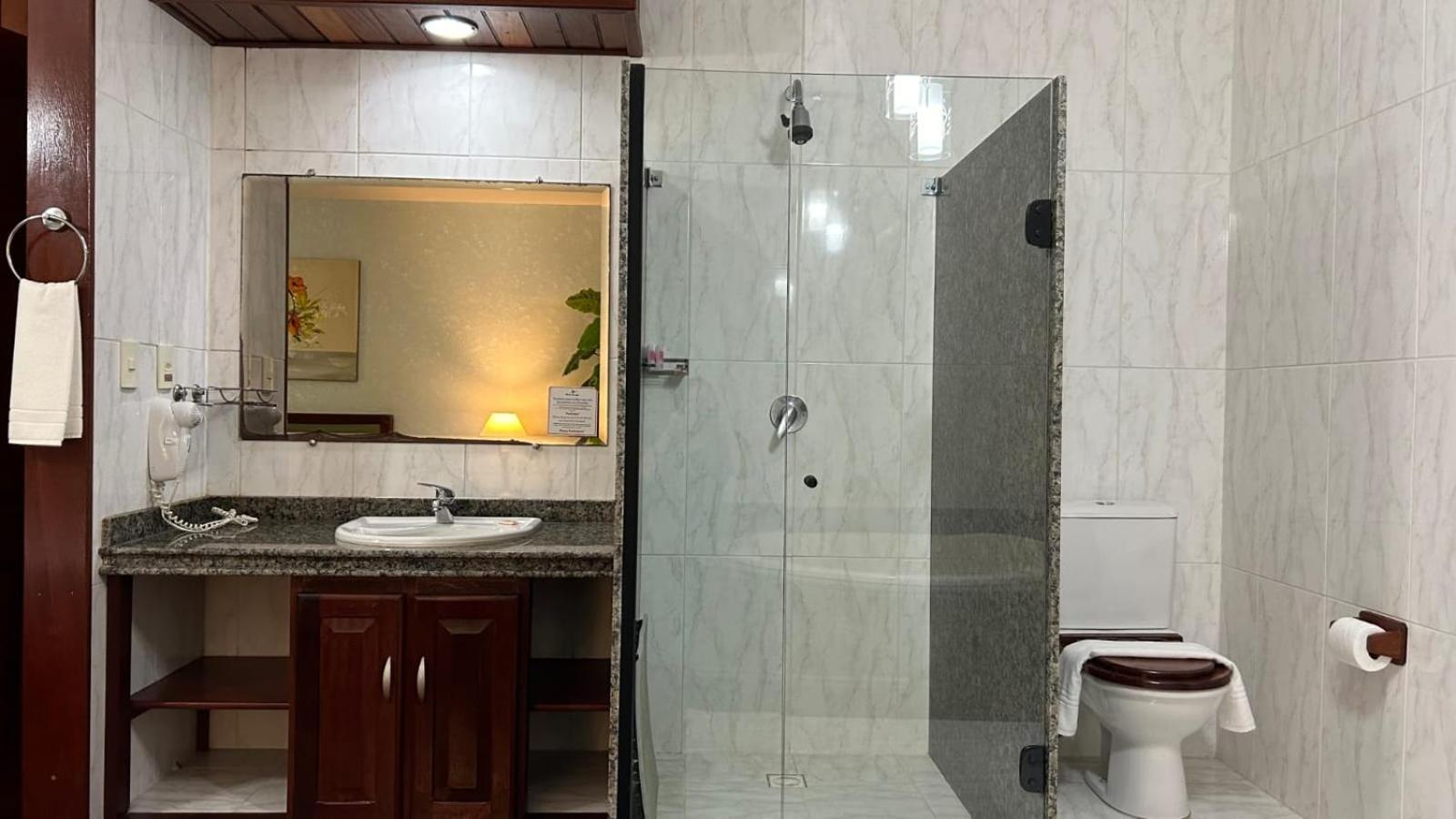 Hotel Du Lac Macae Ngoại thất bức ảnh